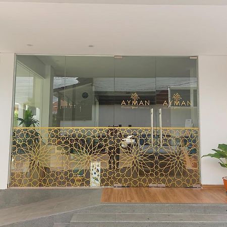 Ayman Syariah Hotel Surabaja Zewnętrze zdjęcie
