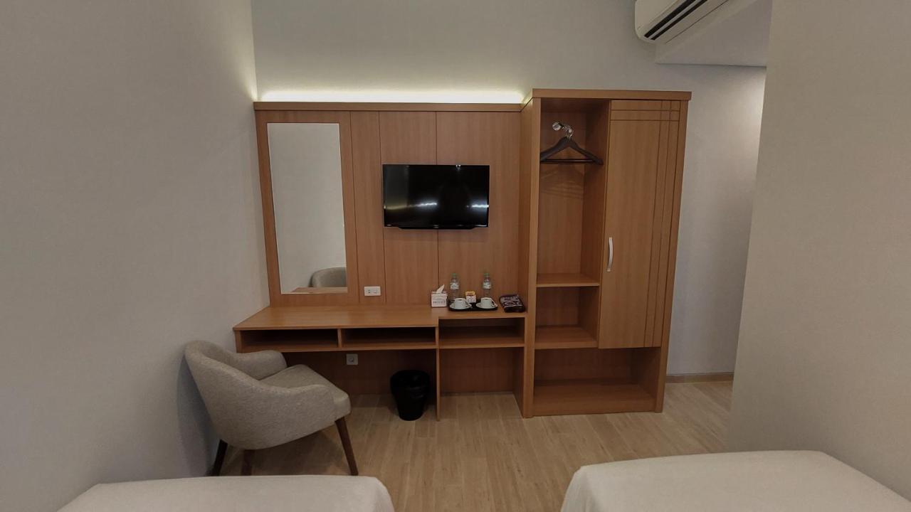 Ayman Syariah Hotel Surabaja Zewnętrze zdjęcie