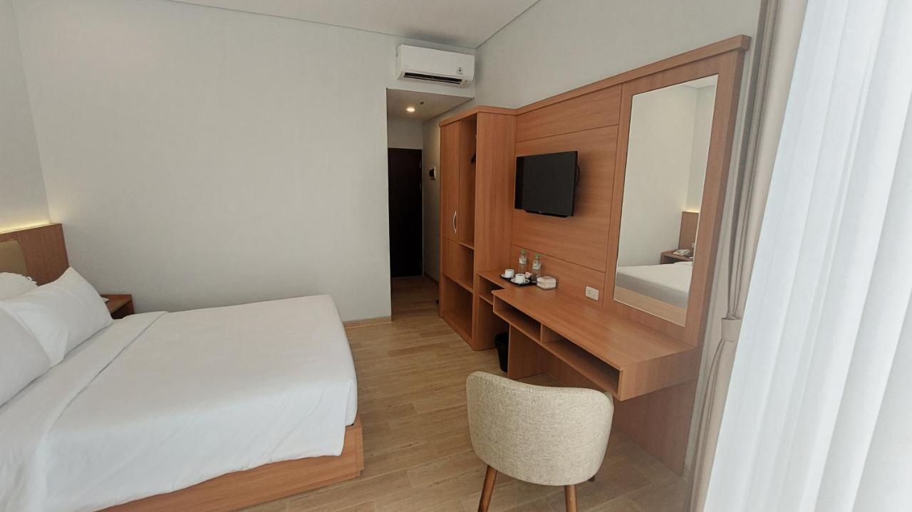 Ayman Syariah Hotel Surabaja Zewnętrze zdjęcie